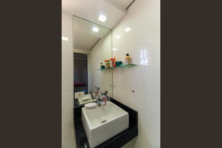 Apartamento à venda com 70m², 3 quartos e 2 vagasBanheiro da Suíte 2