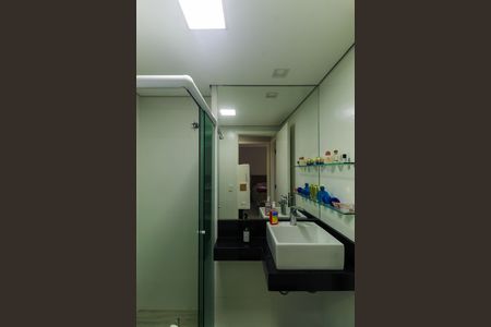 Apartamento à venda com 70m², 3 quartos e 2 vagasBanheiro