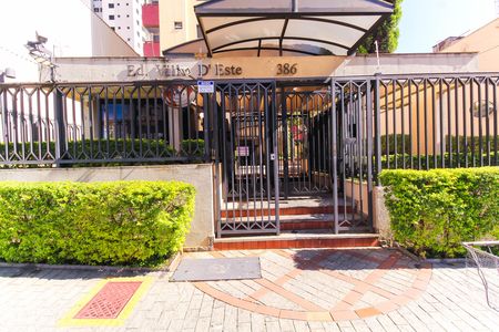 Apartamento à venda com 70m², 3 quartos e 2 vagasFachada