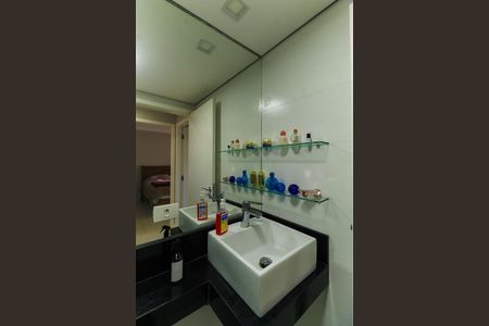 Apartamento à venda com 70m², 3 quartos e 2 vagasBanheiro