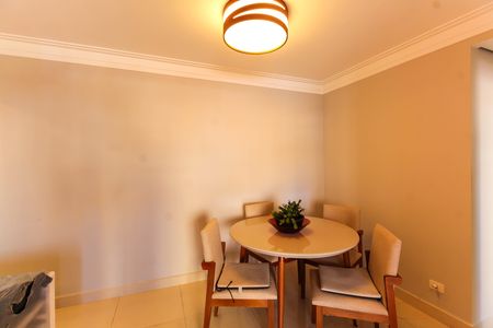 Apartamento à venda com 70m², 3 quartos e 2 vagasSala