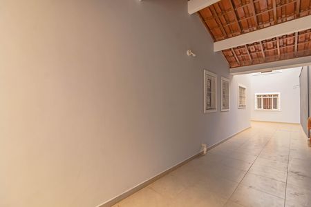 Casa à venda com 150m², 2 quartos e 3 vagas Casa à venda com 150m², 2 quartos e 3 vagasCorredor Externo