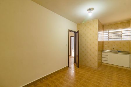Casa à venda com 150m², 2 quartos e 3 vagas Casa à venda com 150m², 2 quartos e 3 vagasCozinha