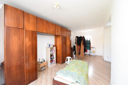 Casa à venda com 298m², 3 quartos e 5 vagasSuíte