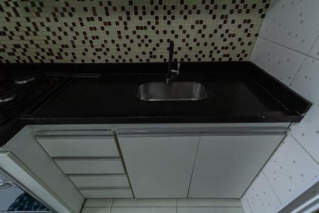 Apartamento para alugar com 53m², 2 quartos e 2 vagas Apartamento para alugar com 53m², 2 quartos e 2 vagasCozinha