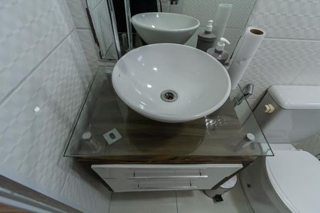 Apartamento para alugar com 53m², 2 quartos e 2 vagas Apartamento para alugar com 53m², 2 quartos e 2 vagasBanheiro