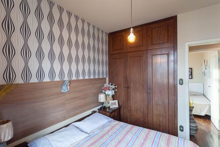 Apartamento à venda com 133m², 3 quartos e 1 vaga Apartamento à venda com 133m², 3 quartos e 1 vagaQuarto 2