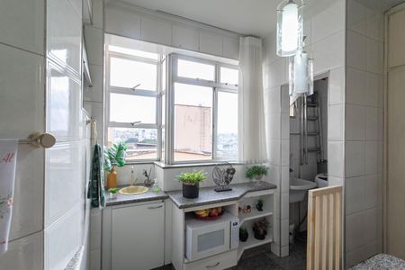 Apartamento à venda com 133m², 3 quartos e 1 vaga Apartamento à venda com 133m², 3 quartos e 1 vagaCozinha e Área de Serviço