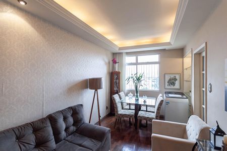 Apartamento à venda com 133m², 3 quartos e 1 vaga Apartamento à venda com 133m², 3 quartos e 1 vagaSala