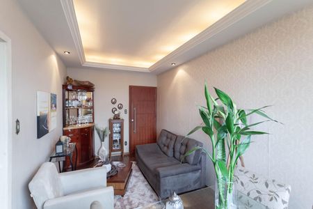 Apartamento à venda com 133m², 3 quartos e 1 vaga Apartamento à venda com 133m², 3 quartos e 1 vagaSala