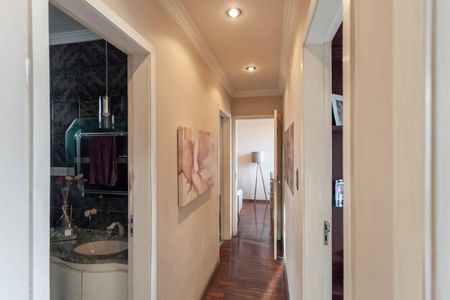 Apartamento à venda com 133m², 3 quartos e 1 vaga Apartamento à venda com 133m², 3 quartos e 1 vagaCorredor