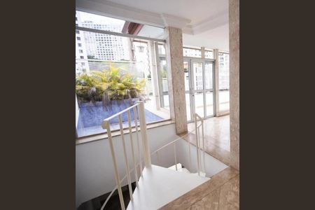Apartamento à venda com 250m², 4 quartos e 2 vagasFoto 03