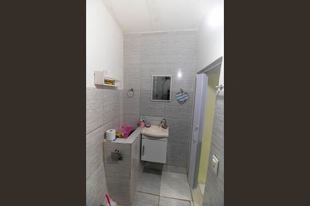 Casa para alugar com 25m², 1 quarto e sem vagaBanheiro