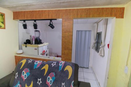 Casa para alugar com 25m², 1 quarto e sem vagaSala e Cozinha 