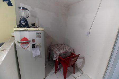 Casa para alugar com 25m², 1 quarto e sem vagaSala e Cozinha 