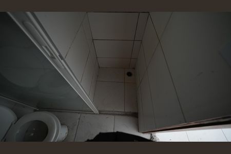 Banheiro Social de kitnet/studio para alugar com 1 quarto, 35m² em Campestre, Santo André