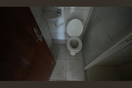 Banheiro Social de kitnet/studio para alugar com 1 quarto, 35m² em Campestre, Santo André