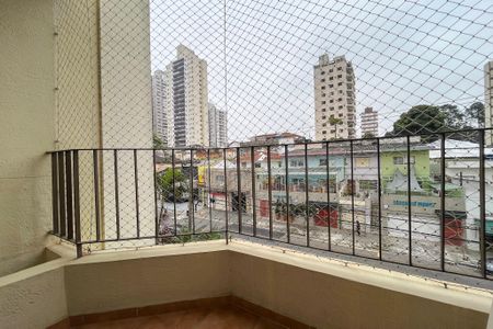 Sacada de apartamento à venda com 3 quartos, 78m² em Vila Gumercindo, São Paulo