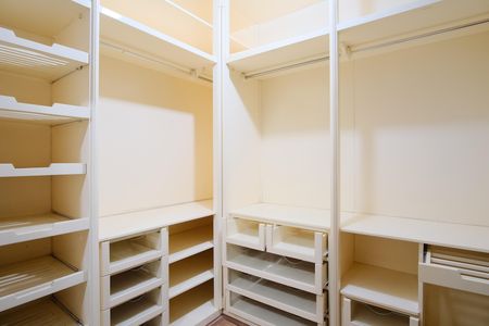 Casa para alugar com 500m², 5 quartos e 5 vagasCloset da Suíte 3