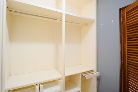 Casa para alugar com 500m², 5 quartos e 5 vagasCloset da Suíte 3