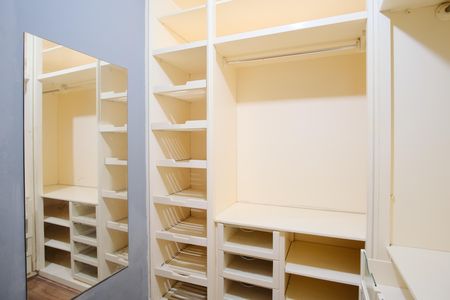Casa para alugar com 500m², 5 quartos e 5 vagasCloset da Suíte 3
