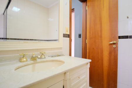 Casa para alugar com 500m², 5 quartos e 5 vagasBanheiro da Suíte 3