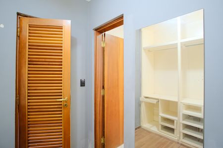 Casa para alugar com 500m², 5 quartos e 5 vagasCloset da Suíte 3