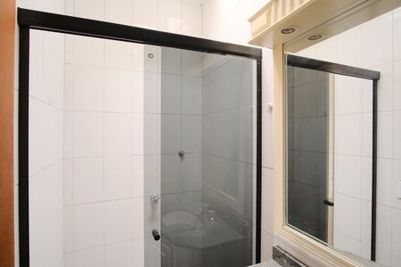 Casa para alugar com 500m², 5 quartos e 5 vagasBanheiro da Suíte 2