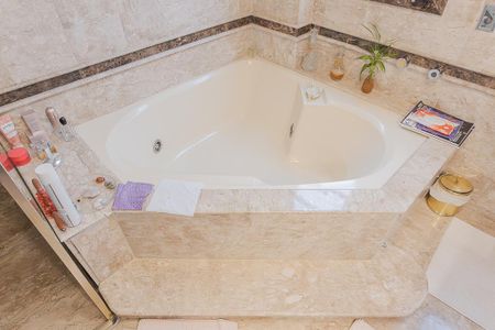 Apartamento para alugar com 420m², 3 quartos e 3 vagasBanheiro da Suíte 3