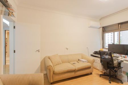 Apartamento para alugar com 420m², 3 quartos e 3 vagasSuíte 1