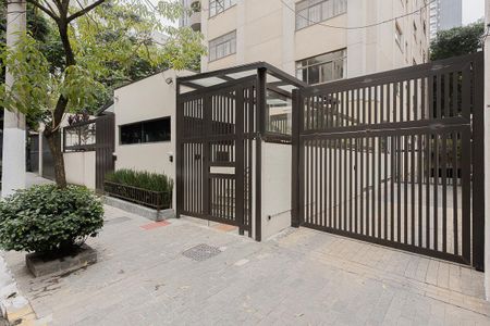 Apartamento para alugar com 420m², 3 quartos e 3 vagasFachada