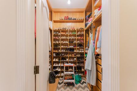 Apartamento para alugar com 420m², 3 quartos e 3 vagasCloset da suíte 3