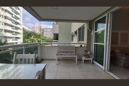 Apartamento para alugar com 70m², 2 quartos e 1 vaga