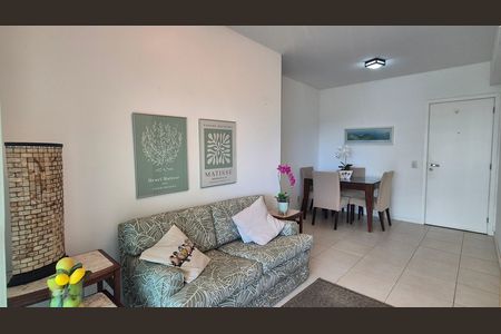 Apartamento para alugar com 70m², 2 quartos e 1 vaga