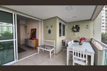 Apartamento para alugar com 70m², 2 quartos e 1 vaga