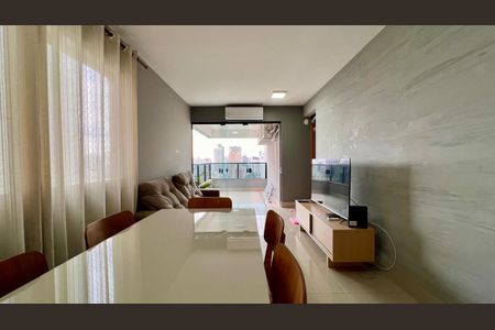 Apartamento à venda com 2 quartos, 74m² em Santo Antônio, Belo Horizonte