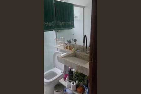 Banheiro de apartamento para alugar com 2 quartos, 60m² em Cabula Vi, Salvador