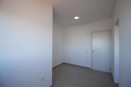 Apartamento para alugar com 45m², 2 quartos e 1 vagaSala 