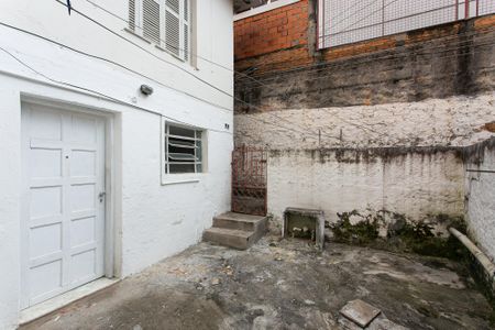 Casa de condomínio para alugar com 80m², 3 quartos e sem vagaQuintal