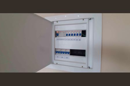 Apartamento para alugar com 40m², 2 quartos e 1 vaga Apartamento para alugar com 40m², 2 quartos e 1 vagaQuadro de Luz
