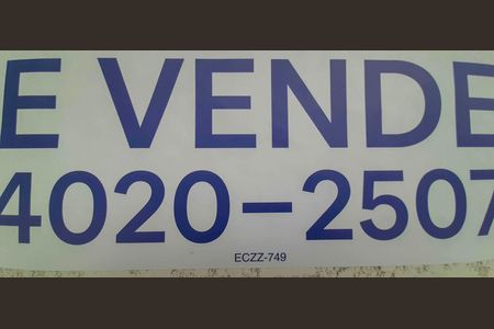 Apartamento à venda com 40m², 2 quartos e 1 vaga Apartamento à venda com 40m², 2 quartos e 1 vagaPlaca