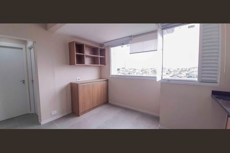 Sala de apartamento à venda com 2 quartos, 40m² em Jaguaribe, Osasco