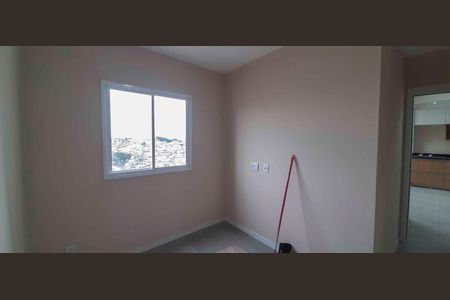 Quarto 2 de apartamento à venda com 2 quartos, 40m² em Jaguaribe, Osasco