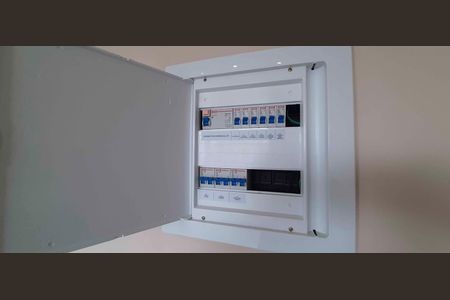 Apartamento à venda com 40m², 2 quartos e 1 vaga Apartamento à venda com 40m², 2 quartos e 1 vagaQuadro de Luz