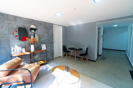 Studio para alugar com 25m², 1 quarto e sem vaga Studio para alugar com 25m², 1 quarto e sem vagaHall social