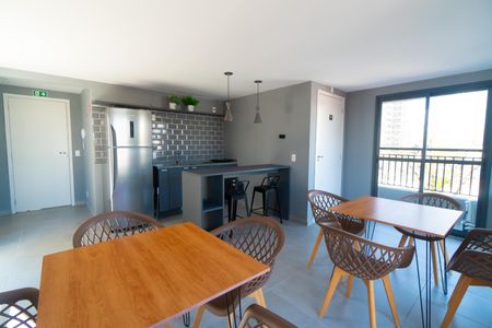 Studio para alugar com 25m², 1 quarto e sem vaga Studio para alugar com 25m², 1 quarto e sem vagaÁrea comum - Salão de festas