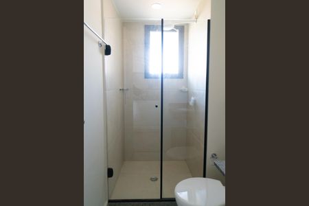 Banheiro de kitnet/studio para alugar com 1 quarto, 25m² em Chácara Inglesa, São Paulo