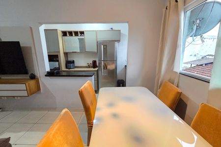 Casa de condomínio para alugar com 49m², 2 quartos e 1 vaga Casa de condomínio para alugar com 49m², 2 quartos e 1 vagaSala