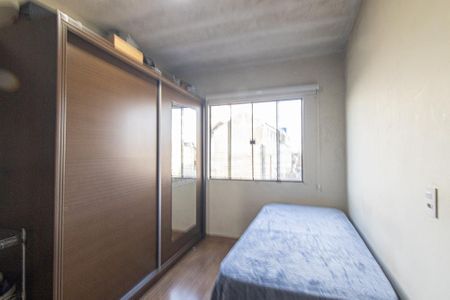 Casa à venda com 300m², 3 quartos e 3 vagas Casa à venda com 300m², 3 quartos e 3 vagasQuarto 2