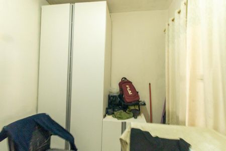 Casa à venda com 300m², 3 quartos e 3 vagas Casa à venda com 300m², 3 quartos e 3 vagasQuarto 4